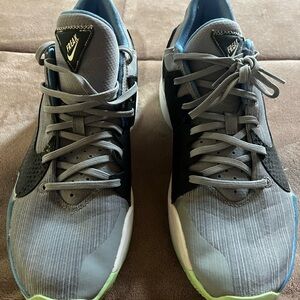 Men’s Nike Airzoom  Freak sneakers size 10